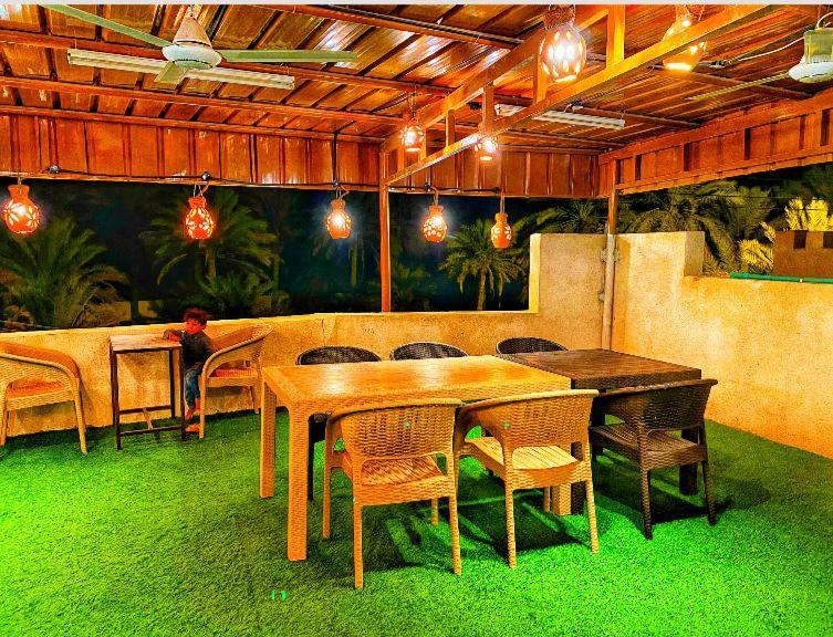 Sehma Guest House Al Ḩamrāʼ Habitación foto